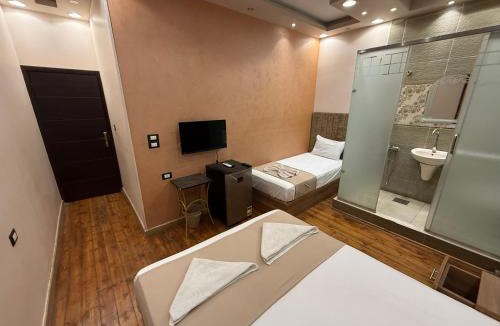 Abdin Hotel | QUA - Cairo Plazä Hotel
