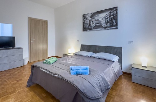 Cesano Boscone Apartment | Quadrilocale