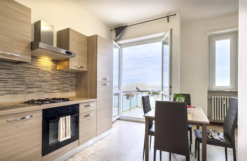 Cesano Boscone Apartment | Quadrilocale