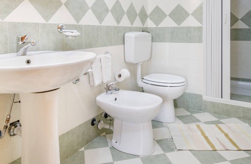 Campofelice di Roccella Apartment | Quadruple Room with Balcony n2 Via Salvatore Onion n5 first floor