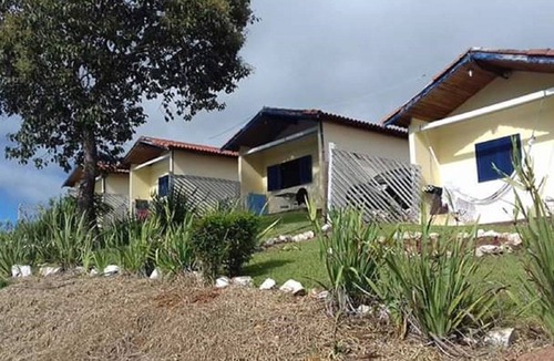 Itapeva House | QUADRUPULO CHALET (2 + 2) - POUSADA