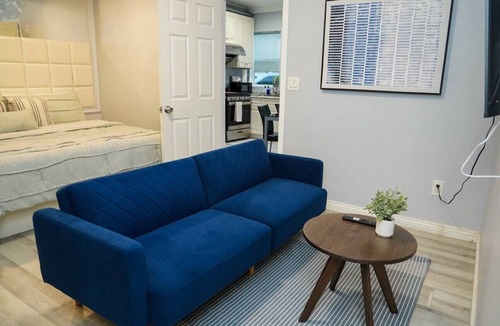 El Monte House | Quaint 1 Bedroom Suite El Monte Getaway near LA