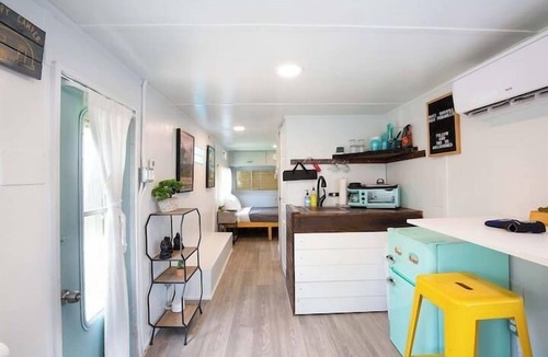 Franklin Park House | Quaint and Convenient Labor of Love