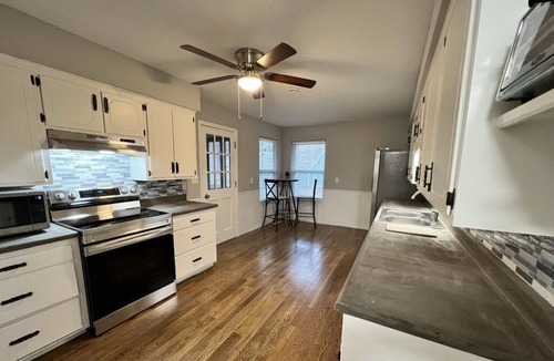 Shawnee House | Quaint and Quiet in Downtown Shawnee