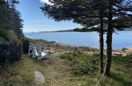 Winter Harbor Cottage | Quaint and rustic cottage nestled on the shores of a small Maine village.