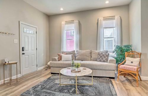 Near Eastside House | Quaint + Cozy Indianapolis Getaway w/Yard!