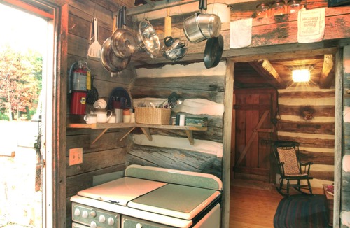 Lock Haven Cabin | Quaint & cozy secluded log cabin for two situated on 200 acres in the mountains!