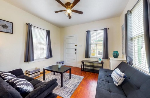 Galveston House | Quaint & Cozy