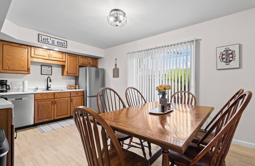 Springfield Condo | Quaint home on the west side of Springfield, IL