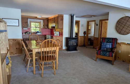 South Effingham Cottage | Quaint Lakeside Cabin for a Peaceful Family Getaway Surrounded by Nature by Province Lake in New Hampshire