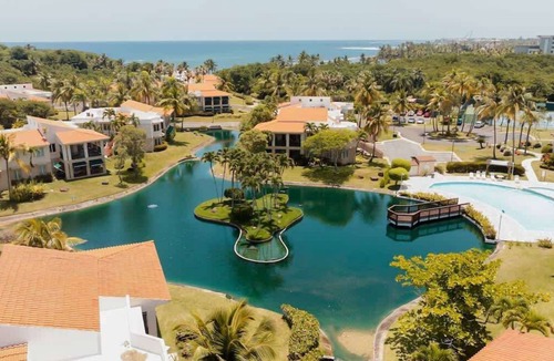 Cerro Gordo Villa | Quaint villa Beach access Elina