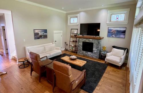 Regional District of Nanaimo Villa | Qualicum Landing Paradise