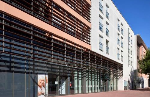 Chalon-sur-Saone Apartment | Quality Aparthotel Chalon-sur-Saône Gare