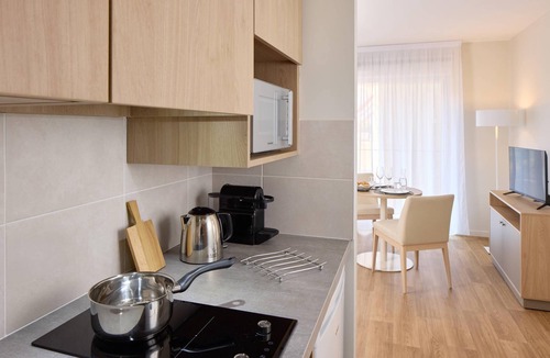 Voiron Hotel | Quality Aparthotel Voiron