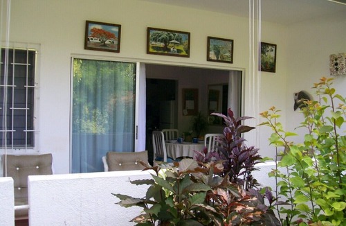 Sunset Crest Condo | Quality ground floor apartment, platinum west coast, Holetown, Barbados