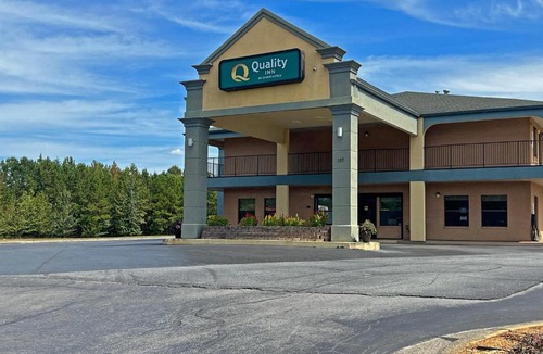 Adairsville Hotel | Quality Inn Adairsville-Calhoun South