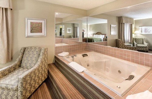 Athens Hotel | Quality Inn Athens