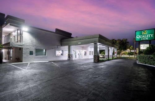 Bayshore Gardens Hotel | Quality Inn Bradenton - Sarasota North