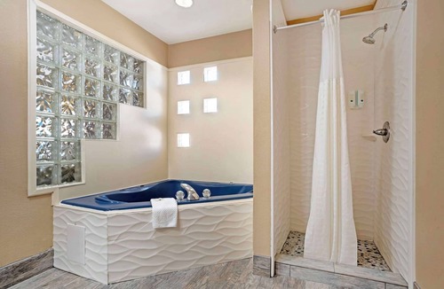 Brookhaven Hotel | Quality Inn Brookhaven