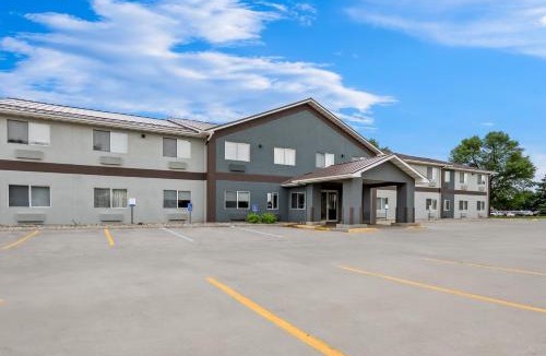 Brookings Hotel | Quality Inn Brookings-University