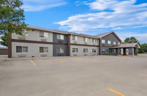 Brookings Hotel | Quality Inn Brookings-University