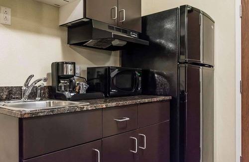 Moncton Hotel | Quality Inn