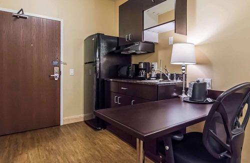 Moncton Hotel | Quality Inn