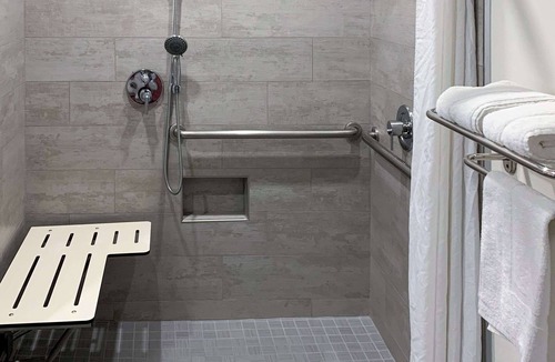 Chico Hotel | Quality Inn Chico