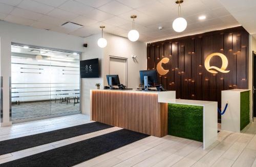 Kingston Hotel | Quality Inn & Conference Centre Kingston Central