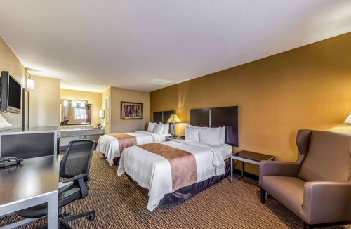 Glenpool Hotel | Quality Inn Glenpool - Tulsa