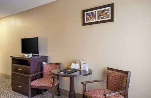 Kansas City Hotel | Quality Inn I-70 Near Kansas Speedway