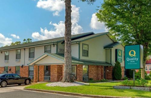 Lee Hotel | Quality Inn Lee - Lenox South
