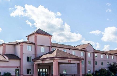 Rehrersburg Hotel | Quality Inn Midway