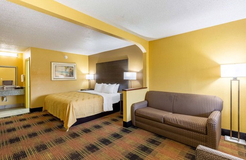 Tillmans Corner Hotel | Quality Inn Mobile West Tillmans Corner