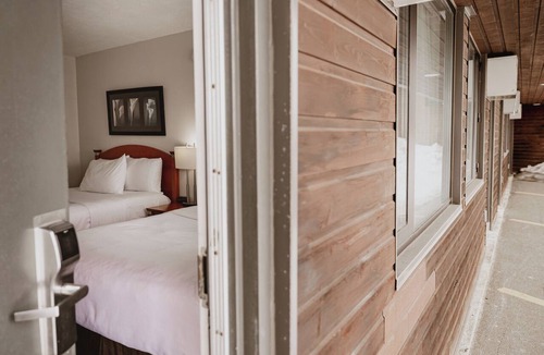 Rouyn-Noranda Hotel | Quality Inn Rouyn - Noranda