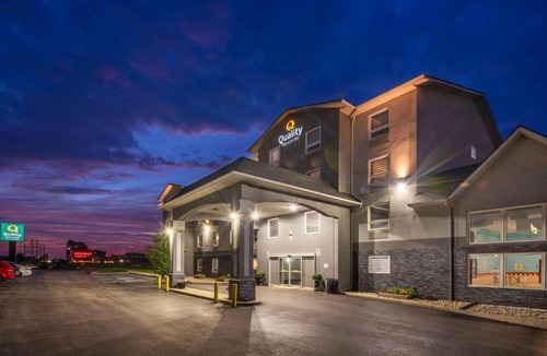Grimsby Hotel | Quality Inn & Suites
