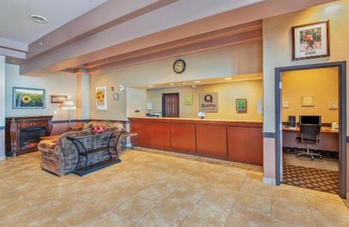 South Lethbridge Hotel | Quality Inn & Suites