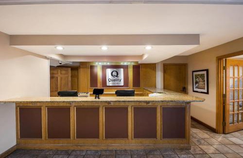Forest Park Hotel | Quality Inn & Suites Cincinnati I-275