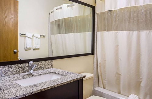 Sunnyside Hotel | Quality Inn & Suites Clackamas – Portland