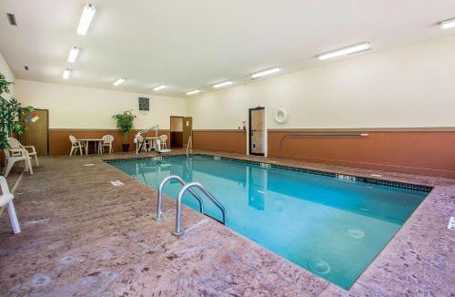 Decorah Hotel | Quality Inn & Suites Decorah