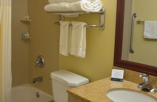 Dublin Hotel | Quality Inn & Suites Dublin