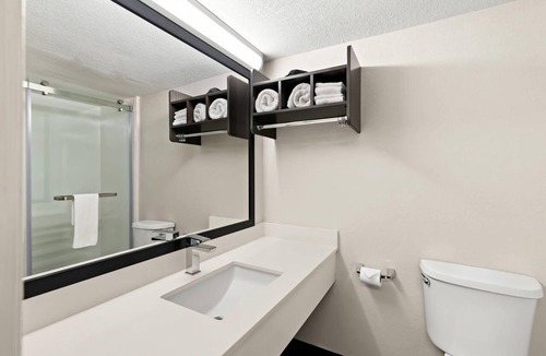 Dumas Hotel | Quality Inn & Suites Dumas