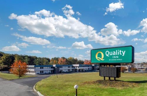 Easley Hotel | Quality Inn & Suites Easley - Greenville