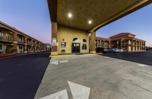 Hesperia Hotel | Quality Inn & Suites Hesperia-Victorville