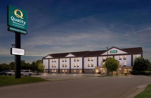 Manhattan Hotel | Quality Inn & Suites Manhattan