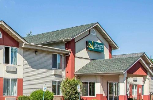 Otterbien Home Hotel | Quality Inn & Suites Middletown - Franklin