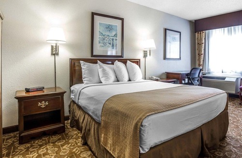 Minden Hotel | Quality Inn & Suites Minden