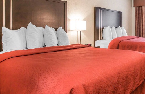 Woodland Hotel | Quality Inn & Suites Woodland - Sacramento Airport