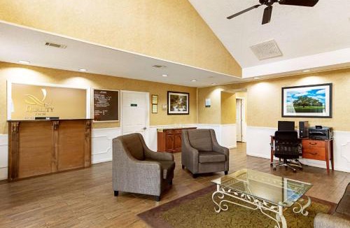 Thomaston Hotel | Quality Inn Thomaston