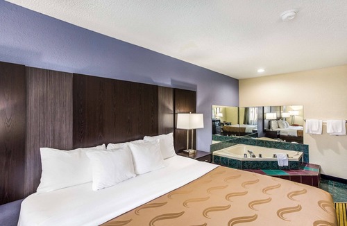 Tad Hotel | Quality Inn